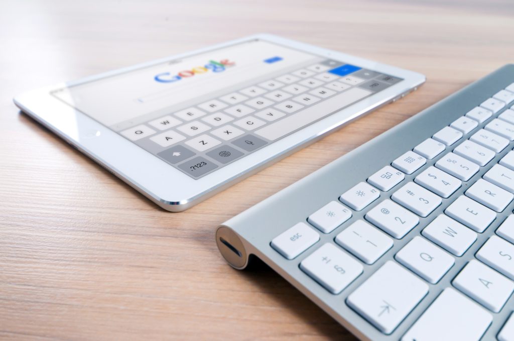 plazos tasas tobin y google